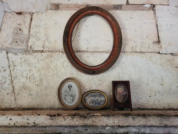 3 oude brocante franse lijstjes met prent/ allegonda  beschikbaar voor biedingen