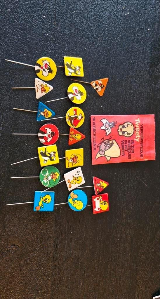 Looney Tunes Verkeersspeldjes 1977, Verzamelen, Speldjes, Pins en Buttons, Gebruikt, Speldje of Pin, Figuurtje, Ophalen of Verzenden