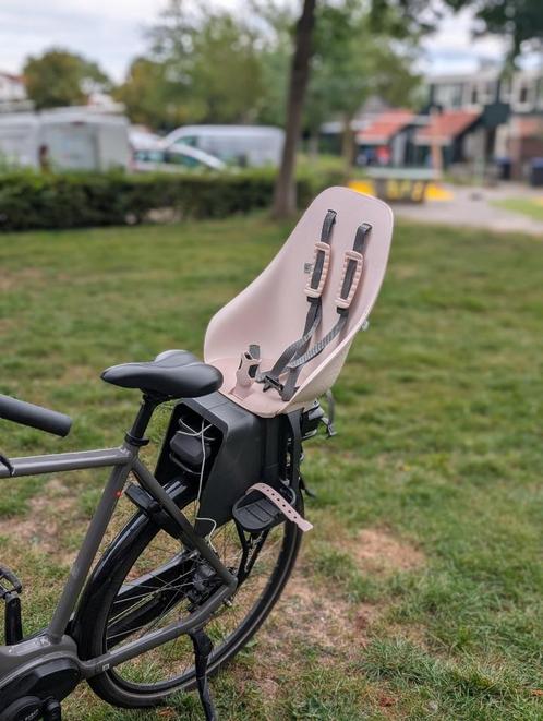 Urban Iki Fietsstoeltje Achter - Roze, Fietsen en Brommers, Fietsaccessoires | Fietsstoeltjes, Zo goed als nieuw, Achterzitje