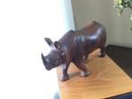 Balinees houtsnijwerk, neushoorn, Antiek en Kunst, Verzenden