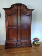 Eikenhouten kast, 211cm hoog 140cm breed., Ophalen