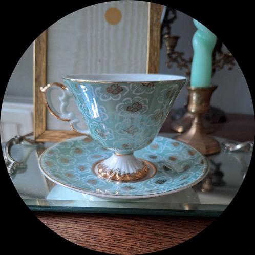 Antieke turquoise met goud kop en schotel made in Japan, Antiek en Kunst, Antiek | Porselein, Ophalen of Verzenden