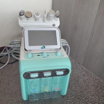 Hydro aqua peeling apparaat beschikbaar voor biedingen