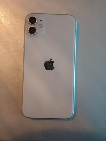 Apple iPhone 11.  Met kapot glas. Werk nog prima 40 euro.  beschikbaar voor biedingen