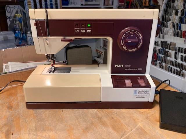 Pfaff Synchrotronic 1229 met dubbeltransport (idt), Hobby en Vrije tijd, Naaimachines en Toebehoren, Gebruikt, Naaimachine, Pfaff