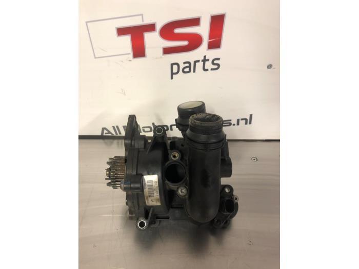 Waterpomp van een Volkswagen Golf, Auto-onderdelen, Airco en Verwarming, Volkswagen, Gebruikt, 3 maanden garantie, Ophalen of Verzenden