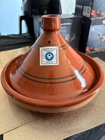 Originele Tajine aardewerk , inductie adapter en kookboek beschikbaar voor biedingen
