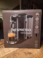Te koop Nespresso Vertuo Plus nieuw in doos!, Ophalen, Nieuw, Koffiemachine