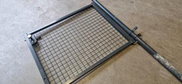 Poort met scharnieren en paal - zie foto's! beschikbaar voor biedingen