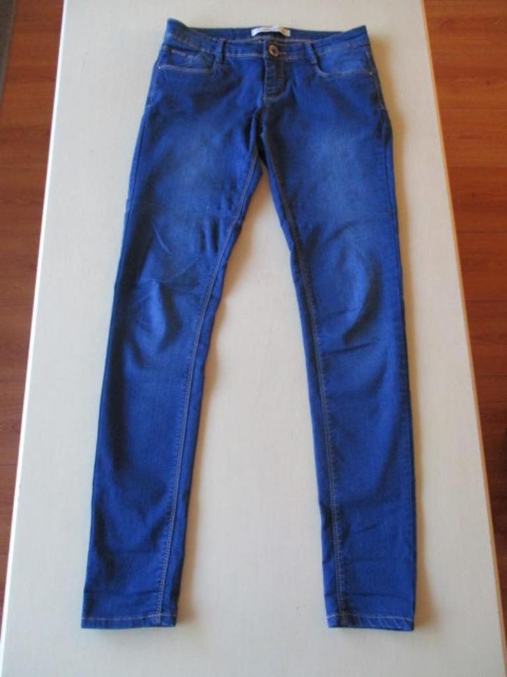 Top!! Blauwe skinny jeans stretch spijkerbroek maat M/38, Kleding | Dames, Spijkerbroeken en Jeans, Zo goed als nieuw, W30 - W32 (confectie 38/40)