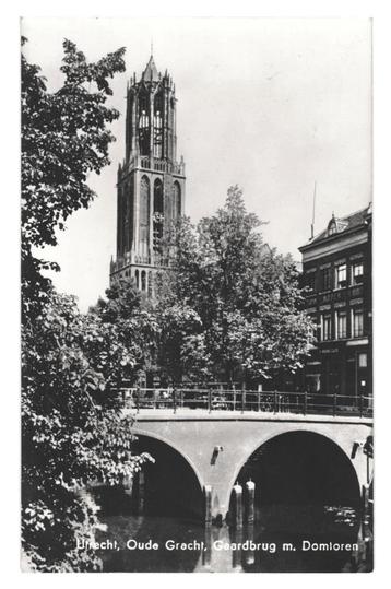 981682 Utrecht Oude Gracht 1942 Gelopen met zegel  beschikbaar voor biedingen