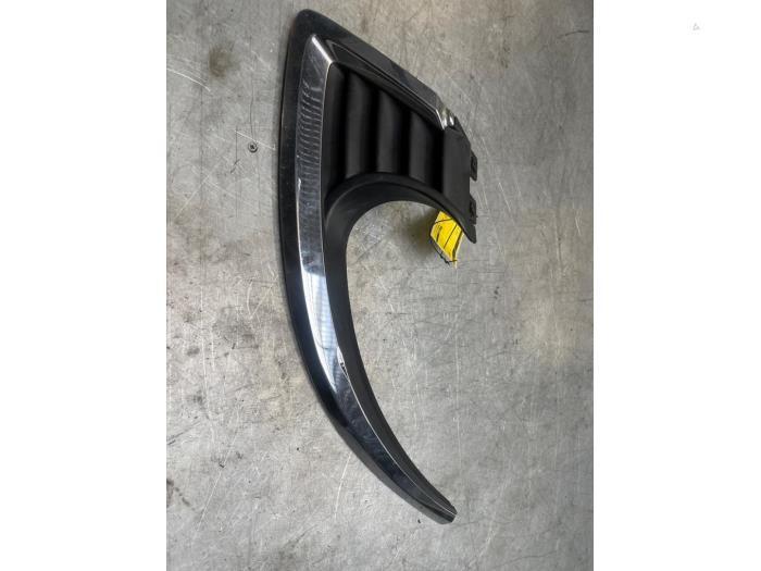 Grille van een Saab 9-5, Auto-onderdelen, Carrosserie en Plaatwerk, Saab, Gebruikt, 3 maanden garantie, Ophalen of Verzenden