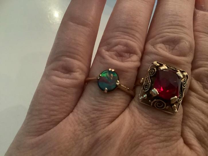 Vintage gouden ring Australische zwart Opaal /double, 14 kar, Sieraden, Tassen en Uiterlijk, Ringen, Zo goed als nieuw, Dame, 17 tot 18