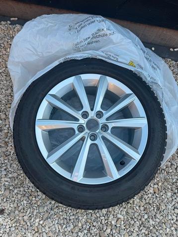 Orginele Volkswagen polo winterbanden met velg 16 inch beschikbaar voor biedingen