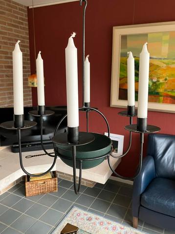 Kaarsenkroon beschikbaar voor biedingen