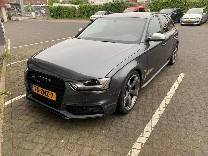 Audi A4 S 2.0 Tfsi 155KW Quat.av.s-tro 2013 Grijs, Auto's, Audi, Particulier, A4, 4x4, ABS, Achteruitrijcamera, Adaptieve lichten