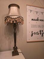 Vintage Tafellamp met Kap voet is van koper/ messing, Huis en Inrichting, Gebruikt, Vintage, Ophalen of Verzenden, Metaal
