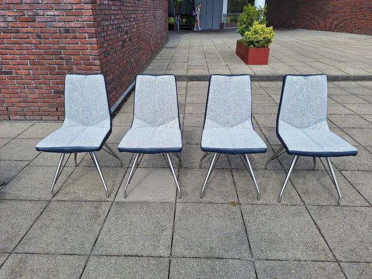4 eetkamerstoelen van Xooon, Huis en Inrichting, Stoelen, Gebruikt, Vier, Leer, Stof, Overige materialen, Grijs, Ophalen