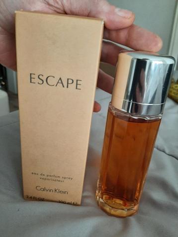 Volle fles 100 ml Escape van Calvin Klein 15,- incl verz beschikbaar voor biedingen