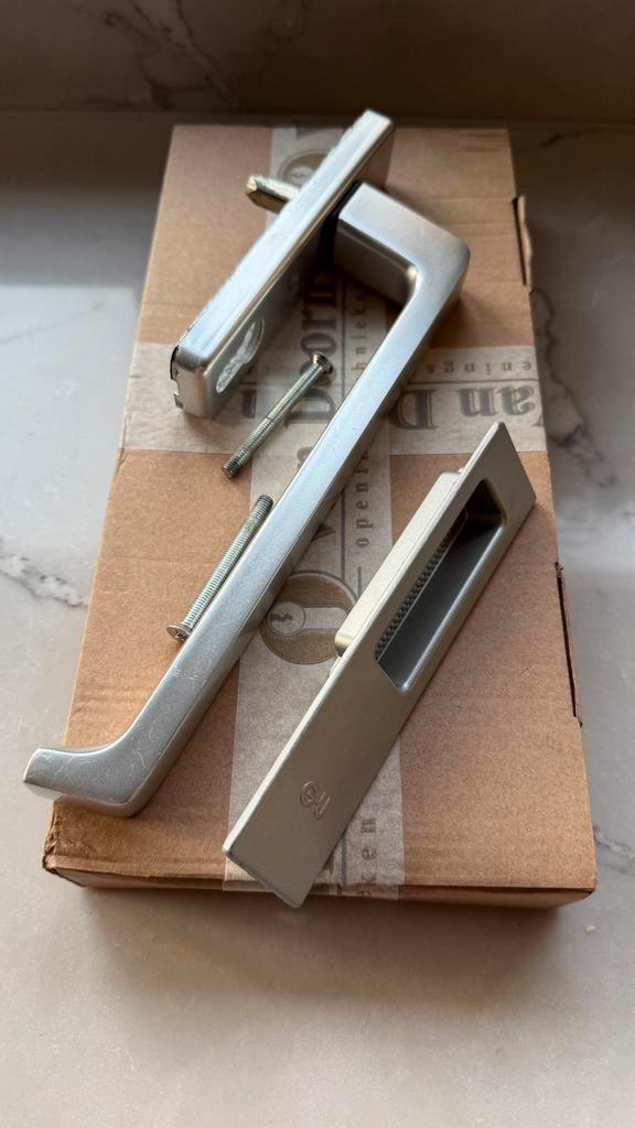 GU Hefschuifgreep Binnenzijde met Kom met PC - Aluminium, Doe-het-zelf en Verbouw, Hang- en Sluitwerk, Zo goed als nieuw, Klink of Kruk