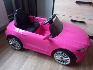 Te koop een mooie elektrische auto beschikbaar voor biedingen