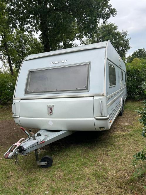 Tabbert, Caravans en Kamperen, Caravans, Particulier, tot en met 5, 1500 - 2000 kg, Rondzit, Tabbert, Koelkast, Ophalen of Verzenden