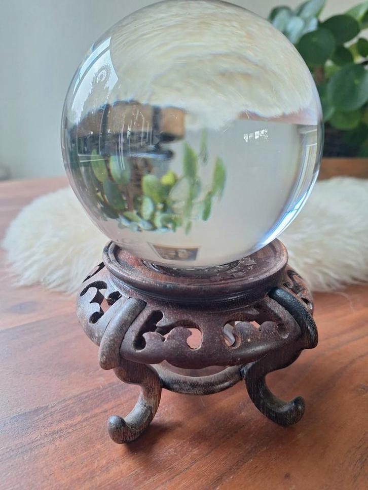 Kristallen Bol met Houten Onderstel - 10/11 cm, Antiek en Kunst, Antiek | Woonaccessoires, Ophalen of Verzenden