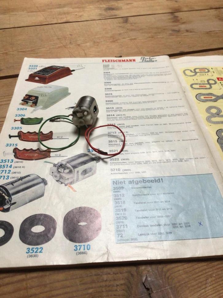 Fleismann auto motortje, Hobby en Vrije tijd, Modelbouw | Auto's en Voertuigen, Nieuw, Auto, Groter dan 1:32, Overige merken, Ophalen