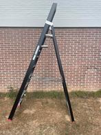 Altrex trap ladder 1x8 tgb taurus als nieuw, Doe-het-zelf en Verbouw, Ladders en Trappen, Ophalen, Zo goed als nieuw