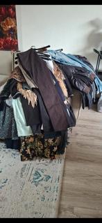 Zakken vol kleding alles door elkaar 2dehands tweedehands, Ophalen, Zo goed als nieuw