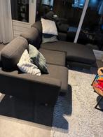 Mooie grijze bank (160x210) - 2 jaar oud, Huis en Inrichting, Banken | Bankstellen, Ophalen, Gebruikt, Overige materialen
