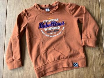 Kledingpakket jongen maat 98 104 trui, vest, broek 36stuks beschikbaar voor biedingen