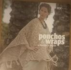 Ponchos & wraps - a Knitter's dozen, Ophalen of Verzenden, Zo goed als nieuw, Borduren en Naaien, A Knitter's dozen