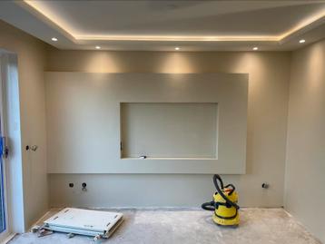 Cinnewal / verlaagd plafond / koof / led spot / inbouw kast beschikbaar voor biedingen