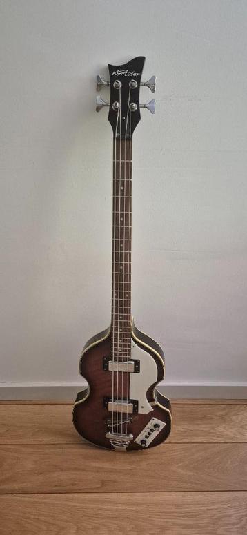 Violin Bass Guitar & Cover for Transport beschikbaar voor biedingen