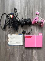 Roze PlayStation 2 Slim met 2 Controllers, Spelcomputers en Games, Spelcomputers | Sony PlayStation 2, Gebruikt, Met 2 controllers