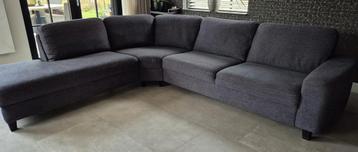 Nette hoekbank met "ronde" hoek. beschikbaar voor biedingen