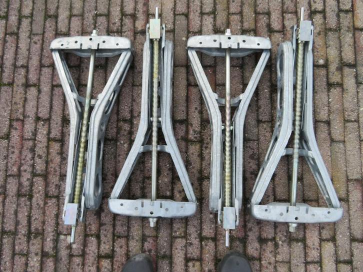 AL-KO Premium hoeksteunen, nieuwstaat, Caravans en Kamperen, Caravan accessoires, Nieuw, Ophalen