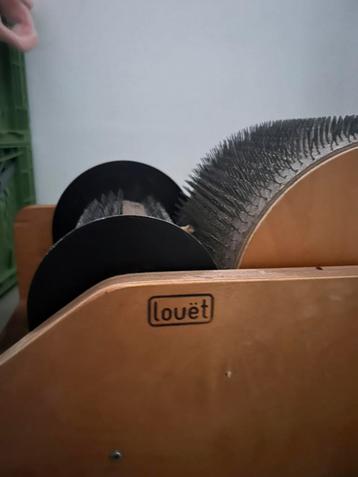 Kaardemolen louet beschikbaar voor biedingen