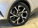 Toyota C-HR 1.8 Hybrid Adventure | Navigatie | LM Velgen 18", 4 cilinders, Leder, Bedrijf, 26 km/l
