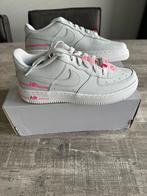 Te koop nieuw paar Nike airforce one in maat 38, Nieuw, Nike, Grijs, Ophalen of Verzenden