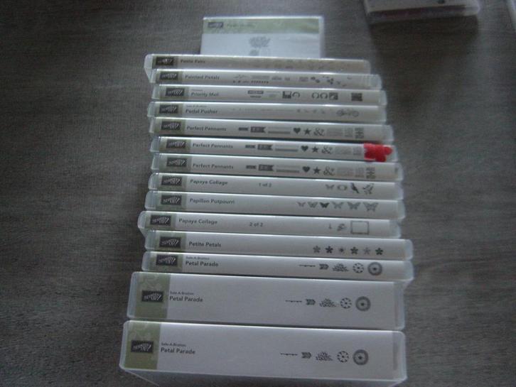 stampin up stempels in doosje, Hobby en Vrije tijd, Stempelen, Zo goed als nieuw, Unmounted stempel, Verzenden