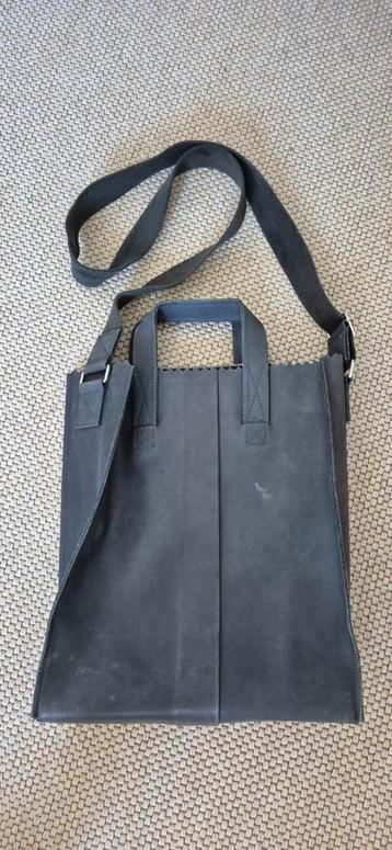 Tas Myomy Paperback zwart 40 cm hoog beschikbaar voor biedingen