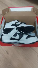 Nike Dunk Low - Maat 36,5 - Nieuw & Origineel!, Zwart, Nike, Nieuw, Ophalen of Verzenden