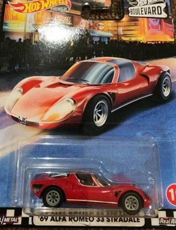 Hot Wheels Alfa Romeo 33 Stradale rood beschikbaar voor biedingen