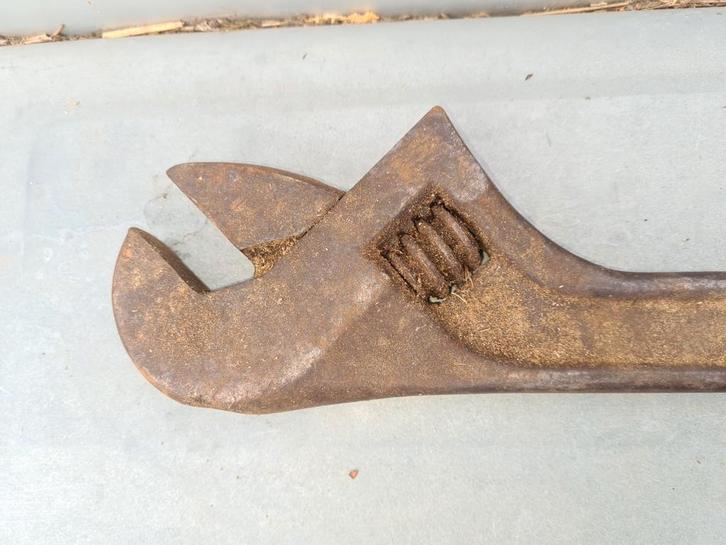 Oude DOWIDAT verstelbare moersleutel, Antiek en Kunst, Antiek | Gereedschap en Instrumenten, Ophalen of Verzenden