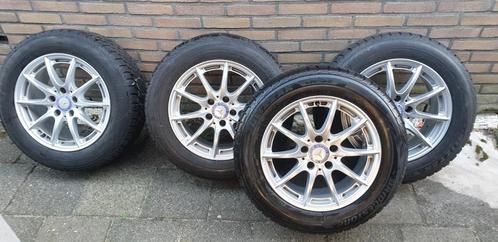 Mercedes Velgen met Winterbanden, Auto-onderdelen, Banden en Velgen, Banden en Velgen, Winterbanden, 16 inch, 205 mm, Personenwagen