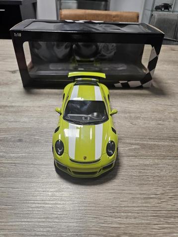 Minichamps Porsche 911 GT3 RS 1:18 beschikbaar voor biedingen
