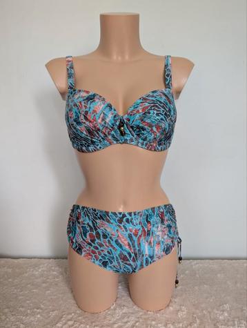 Nieuw prima donna riyad bikini 75d
Taille broekje 40m
 beschikbaar voor biedingen