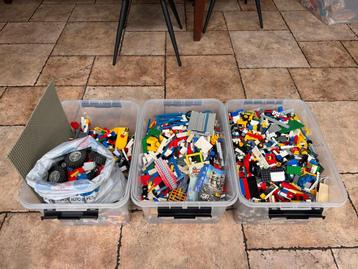 Grote LEGO partij 21 kg – Technic, trein en klassiek blokken beschikbaar voor biedingen